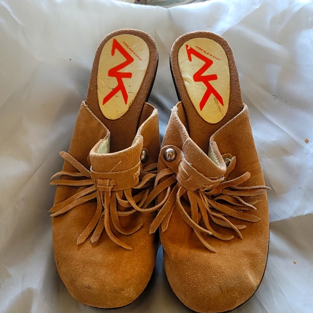 AK Grady ( Anne Kline Sport ) clogs sz 6 Tan